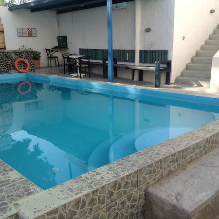 Rooms To Let Katerina & John'S Perissa  Esterno foto