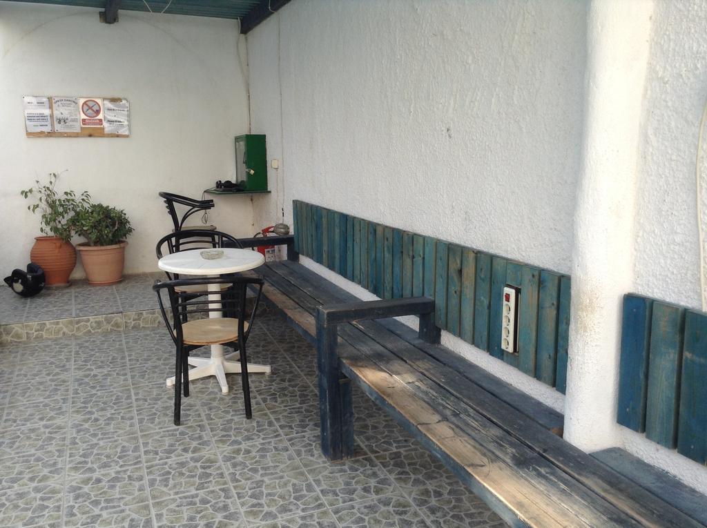 Rooms To Let Katerina & John'S Perissa  Esterno foto