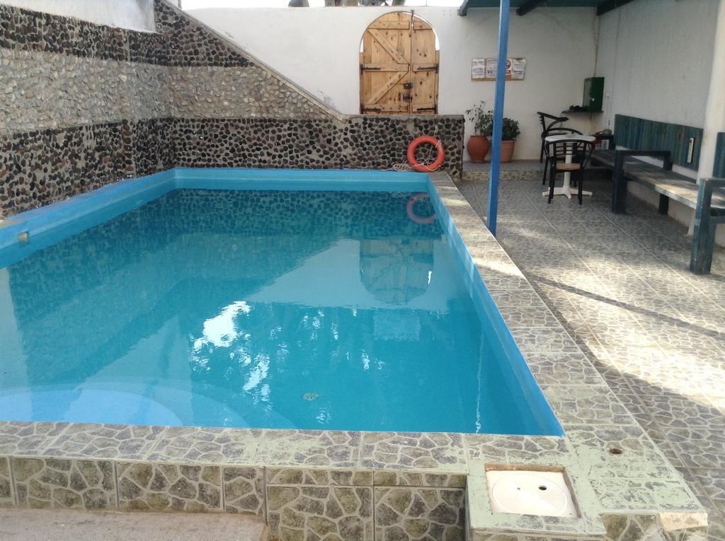 Rooms To Let Katerina & John'S Perissa  Esterno foto